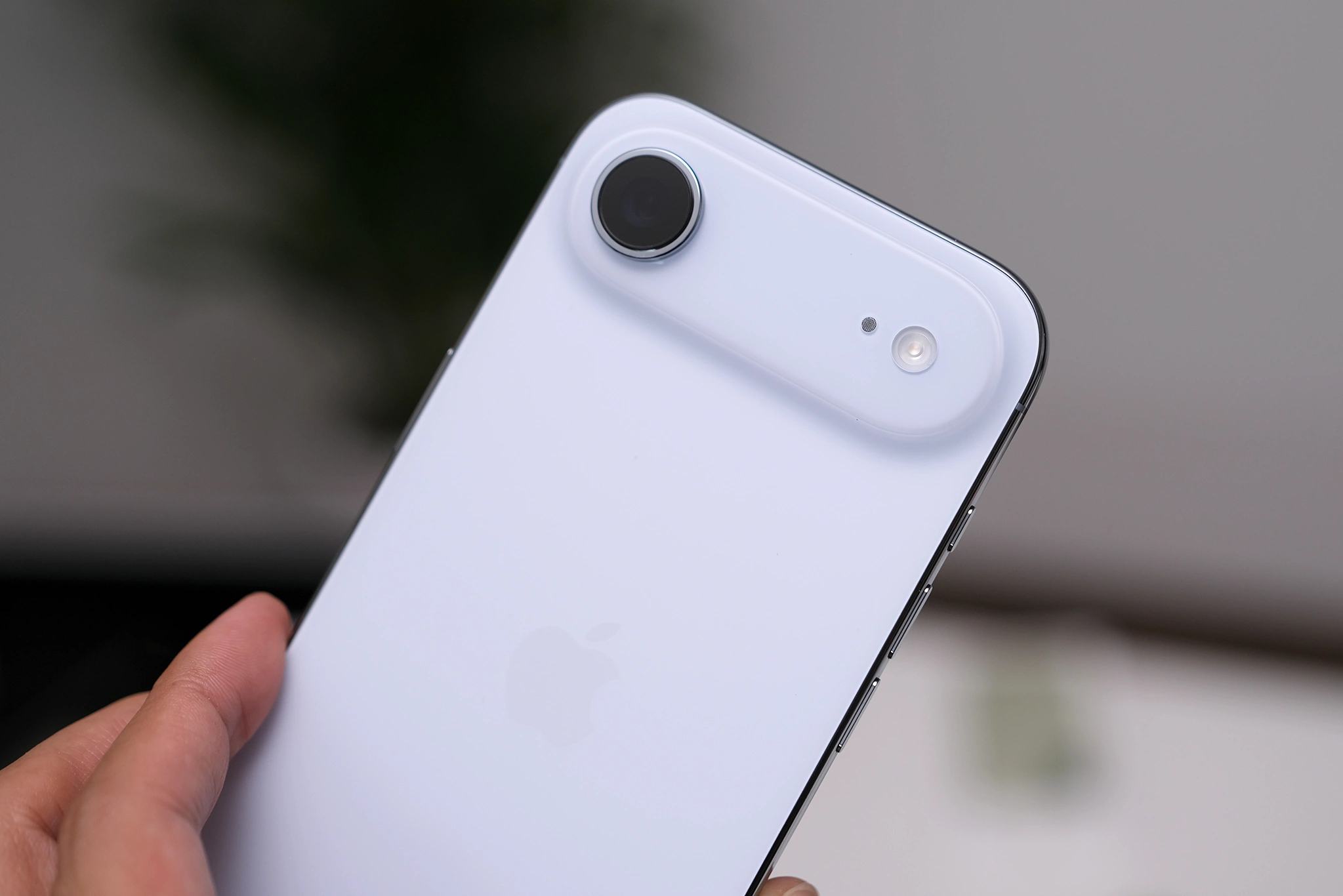 Nghịch lý iPhone Air - thắng về tiếp thị, thua về doanh số
